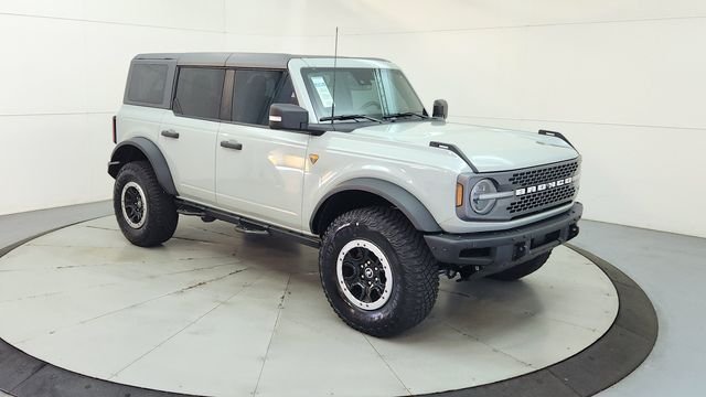 Used 2023 Gray Ford Badlands image 14