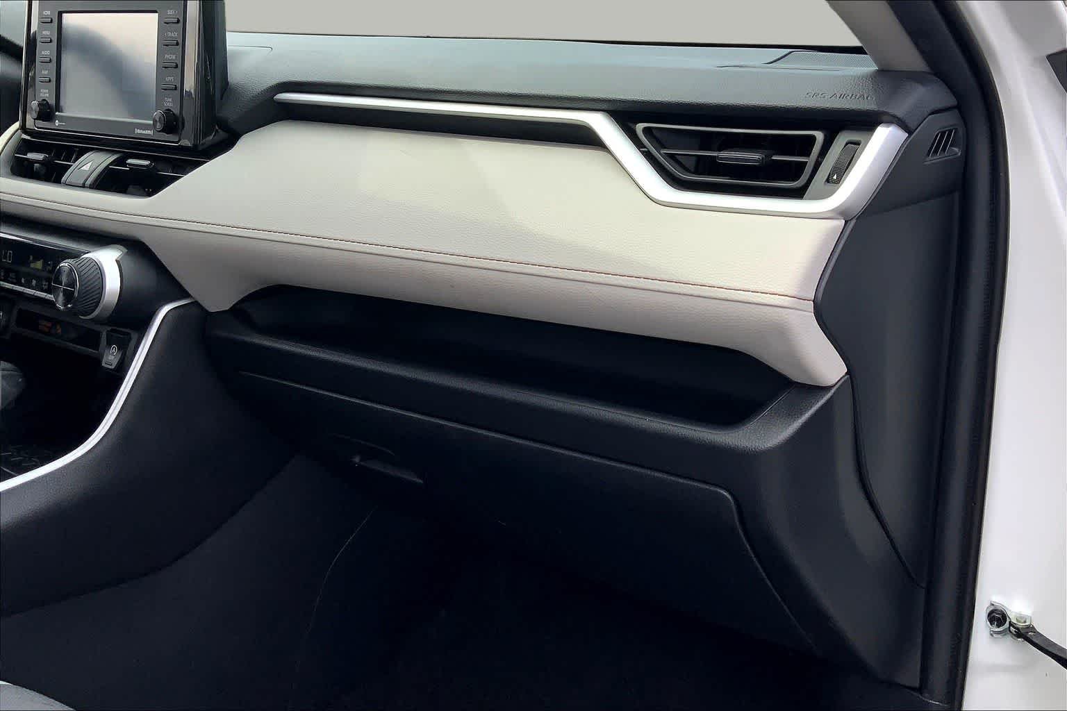 Used 2021 Super White Toyota XLE image 19