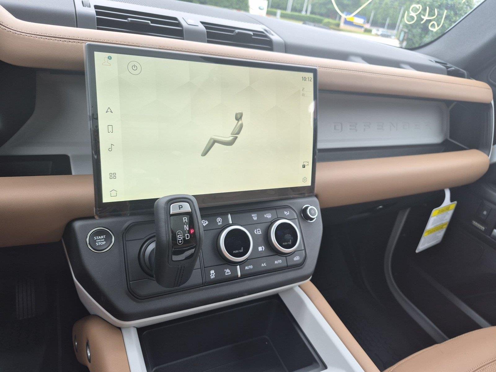 New 2026 Fuji White Land Rover X-Dynamic SE image 20