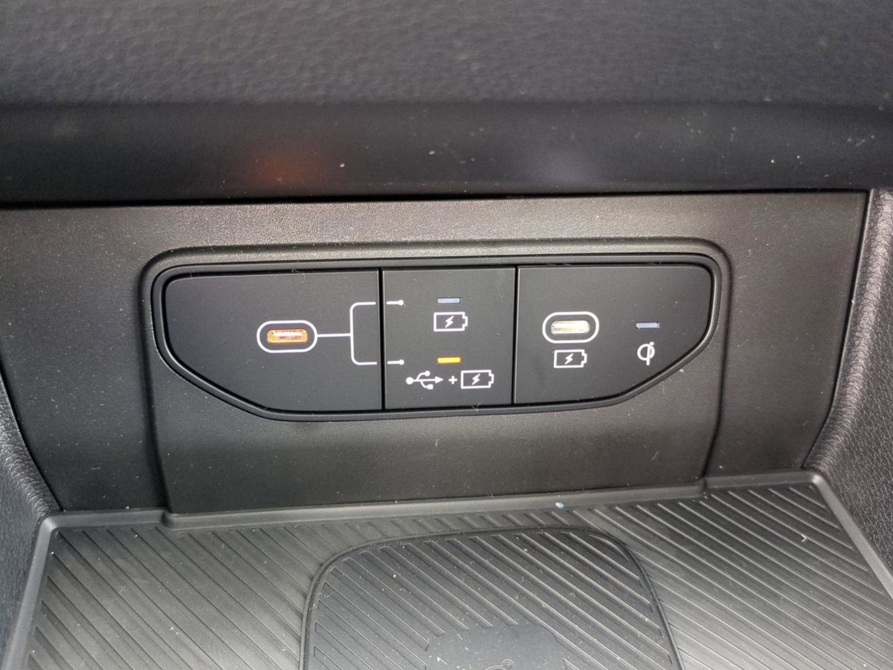 2026 Kia Sportage SX - Photo 27