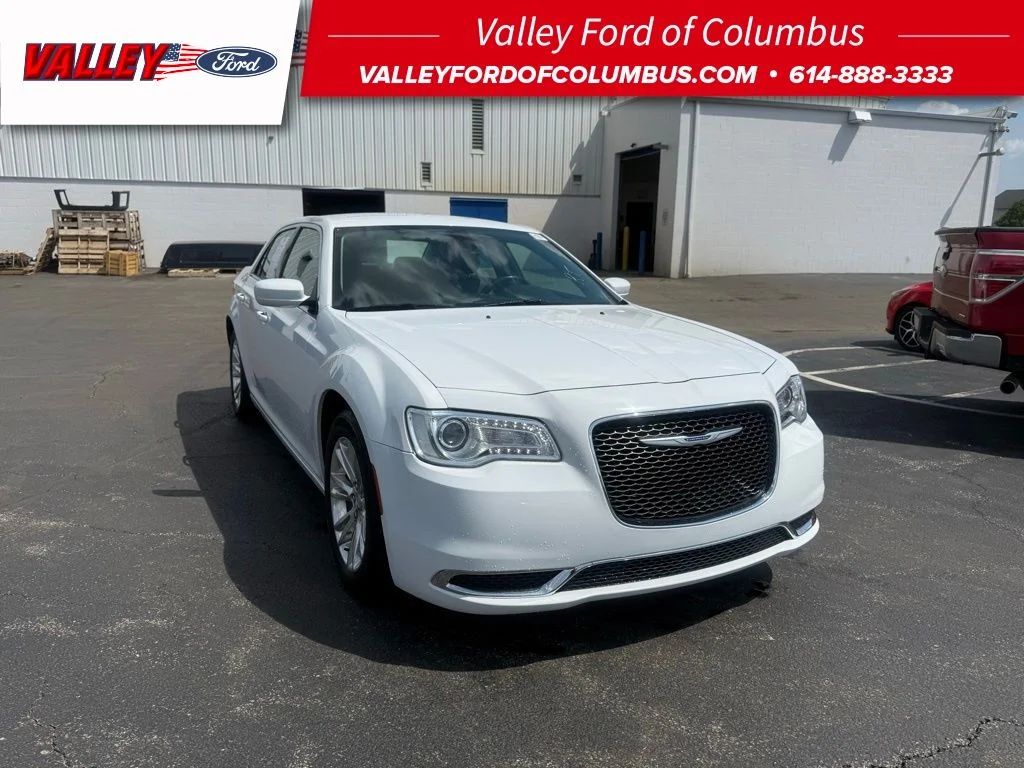 2020 Chrysler 300