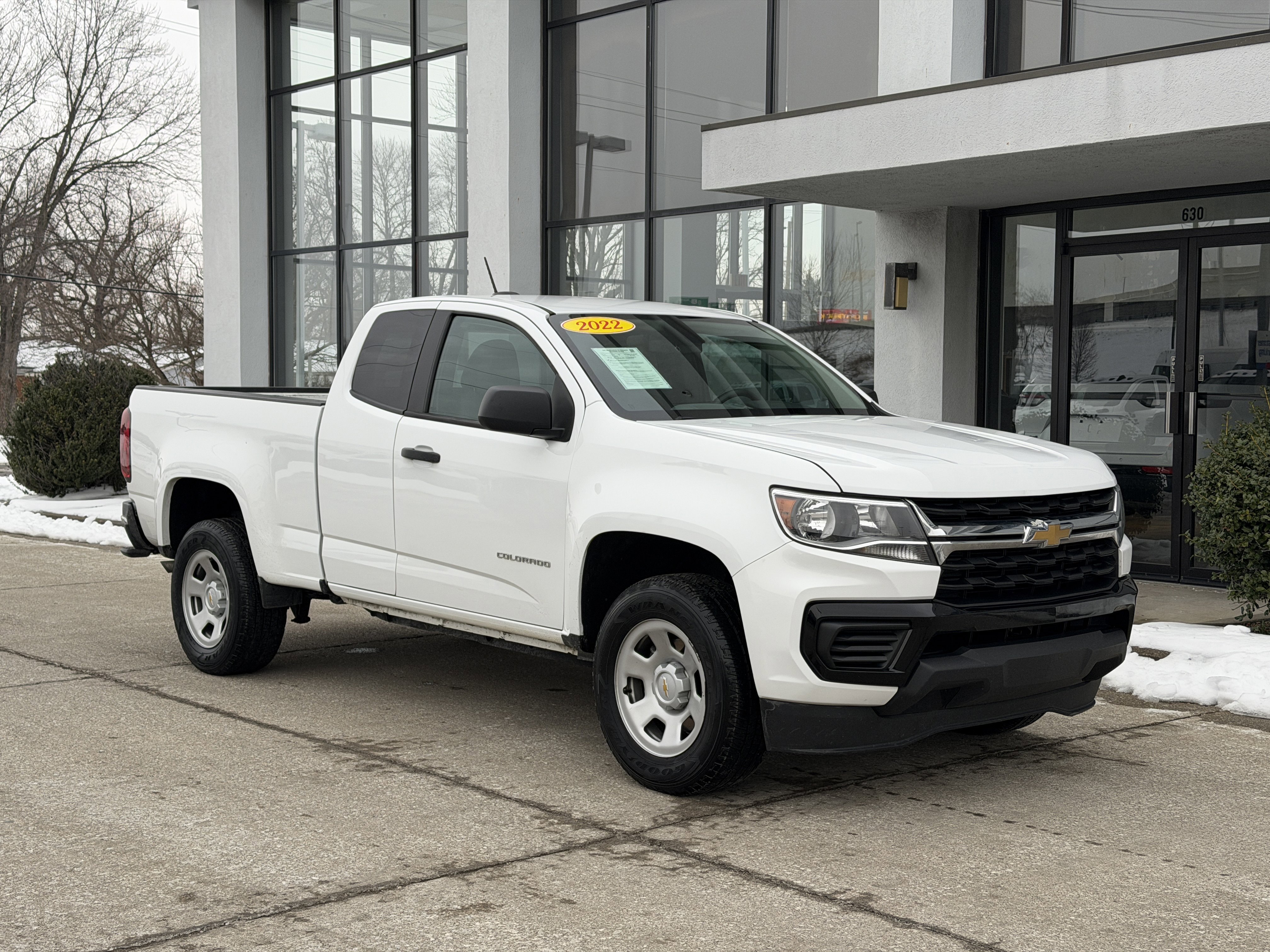 Used 2022 Chevrolet Colorado Work Truck with VIN 1GCHSBEA5N1265105 for sale in Jeffersonville, IN