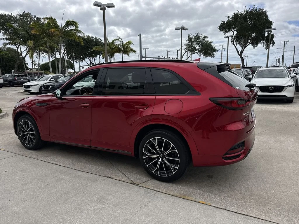 Certified Used 2025 Red Crystal Mazda 3.3 Turbo S Premium Plus image 12