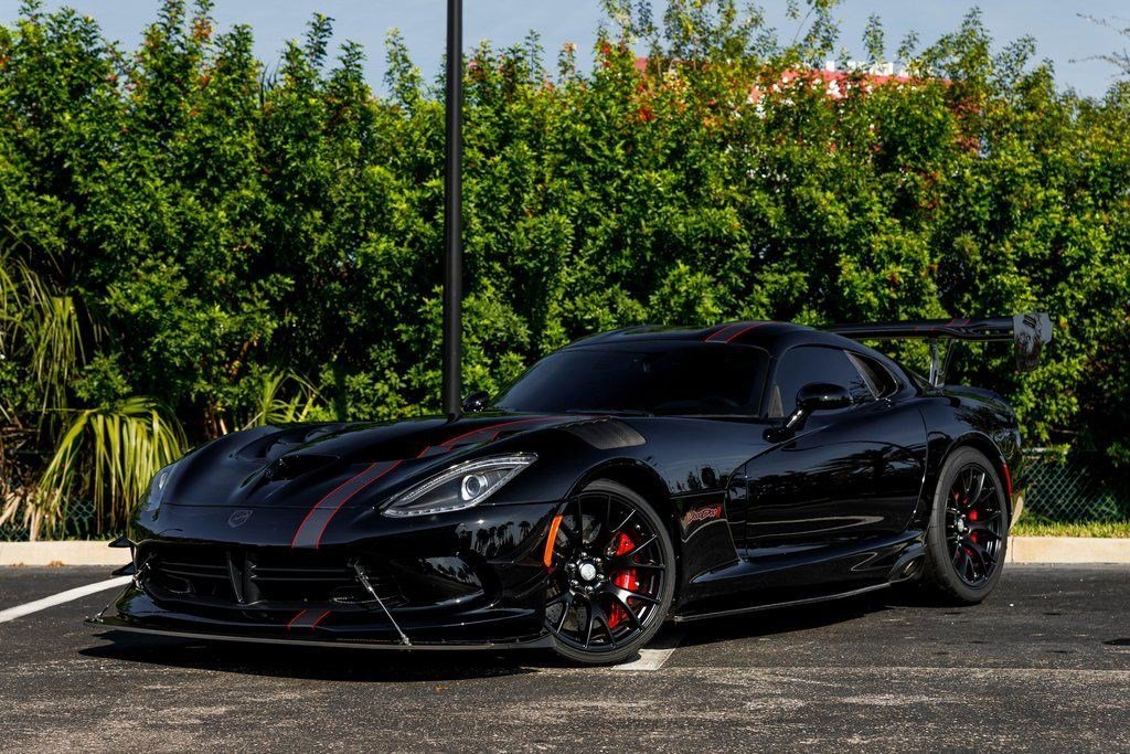 2017 Dodge Viper GTC - Photo 16