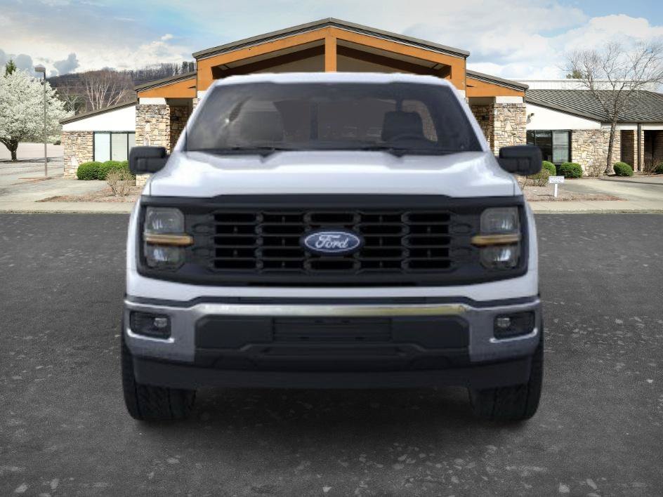 New 2026 Oxford White Ford XL image 6
