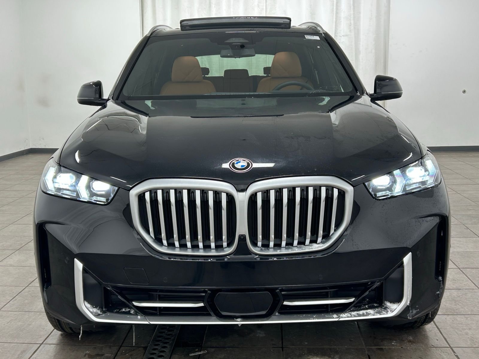 New 2026 Black Sapphire Metallic BMW xDrive40i image 11