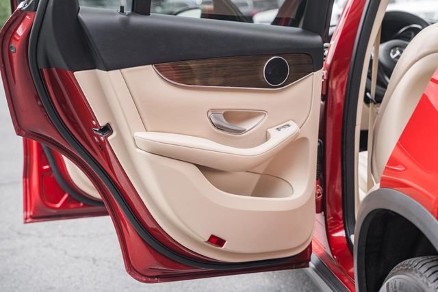 Used 2019 designo Cardinal Red Metallic Mercedes-Benz GLC 300 image 33