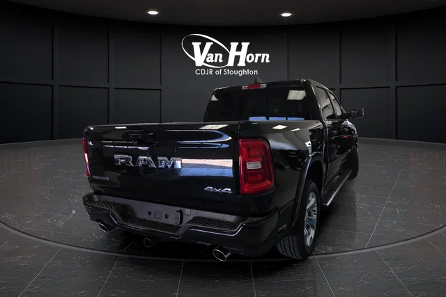 New 2026 Diamond Black Crystal Pearl-Coat Exterior Paint RAM Big Horn/Lone Star image 3