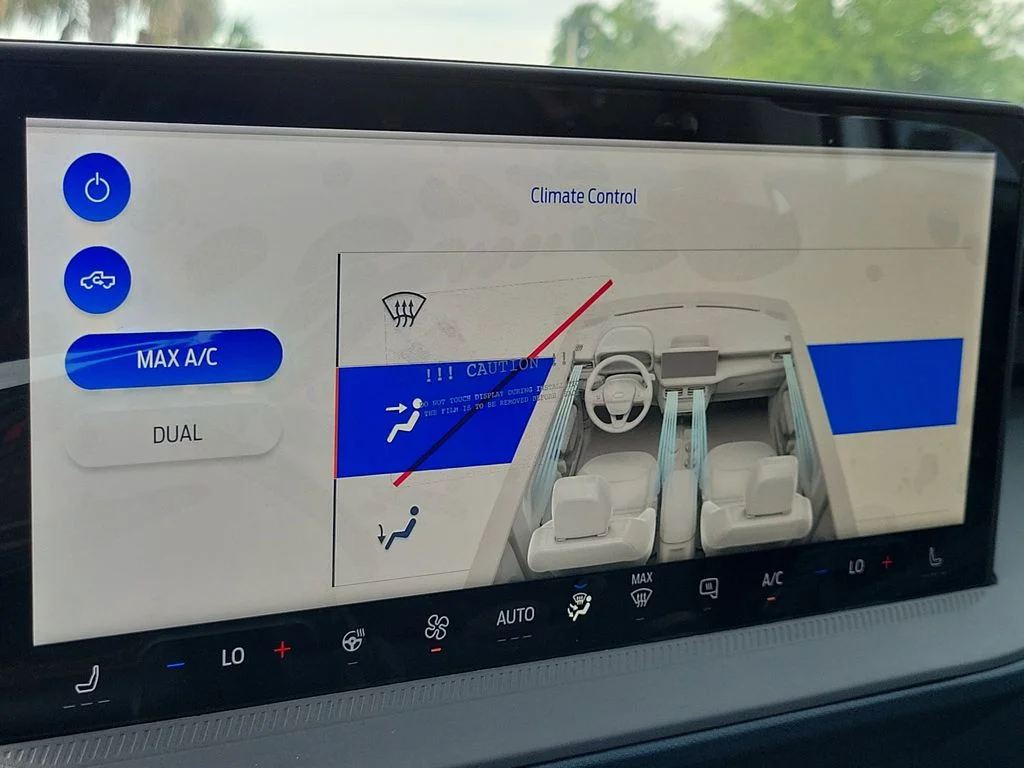New 2026 Oxford White Ford Tremor® image 27