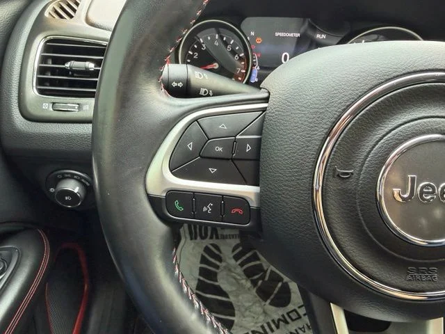 Used 2018 Spitfire Orange Clearcoat Jeep Trailhawk image 22