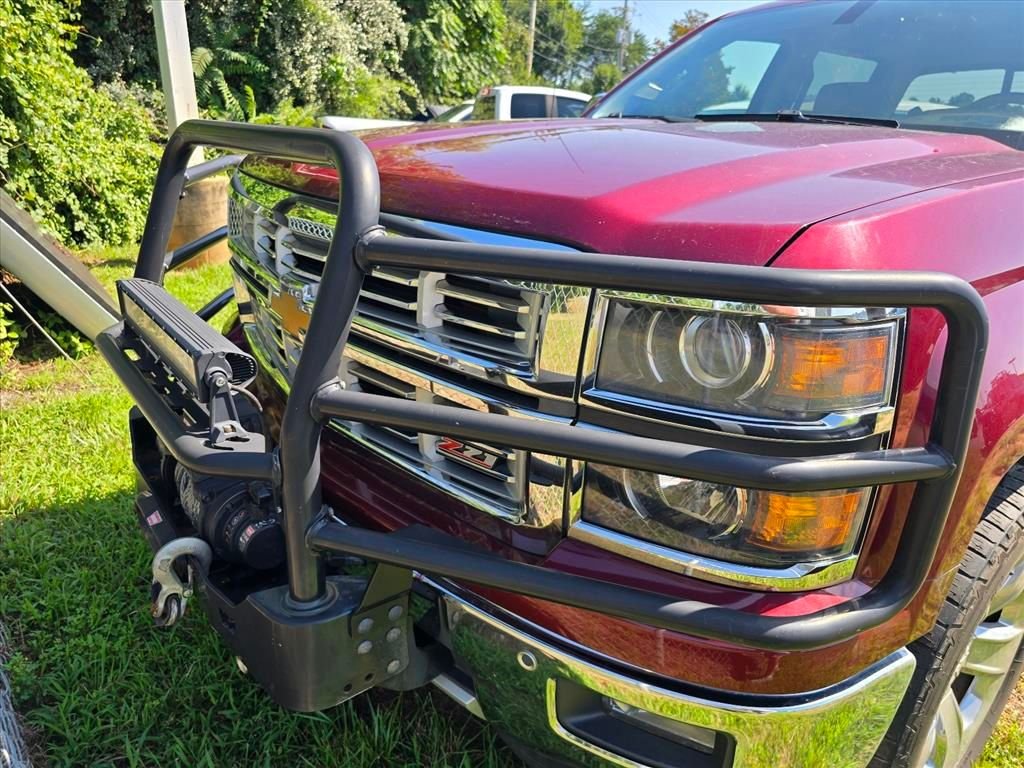 Used 2015 Red Chevrolet LTZ image 6