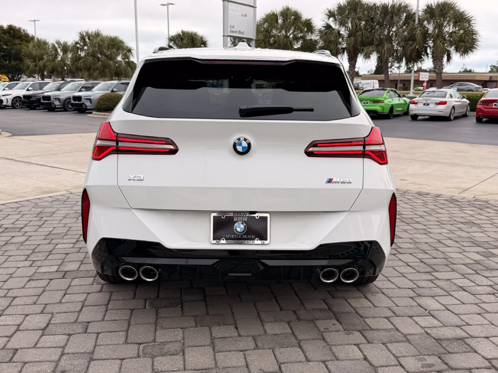 New 2026 Alpine White BMW M50 xDrive image 10