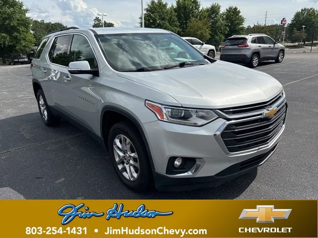 2020 Chevrolet Traverse LT Cloth