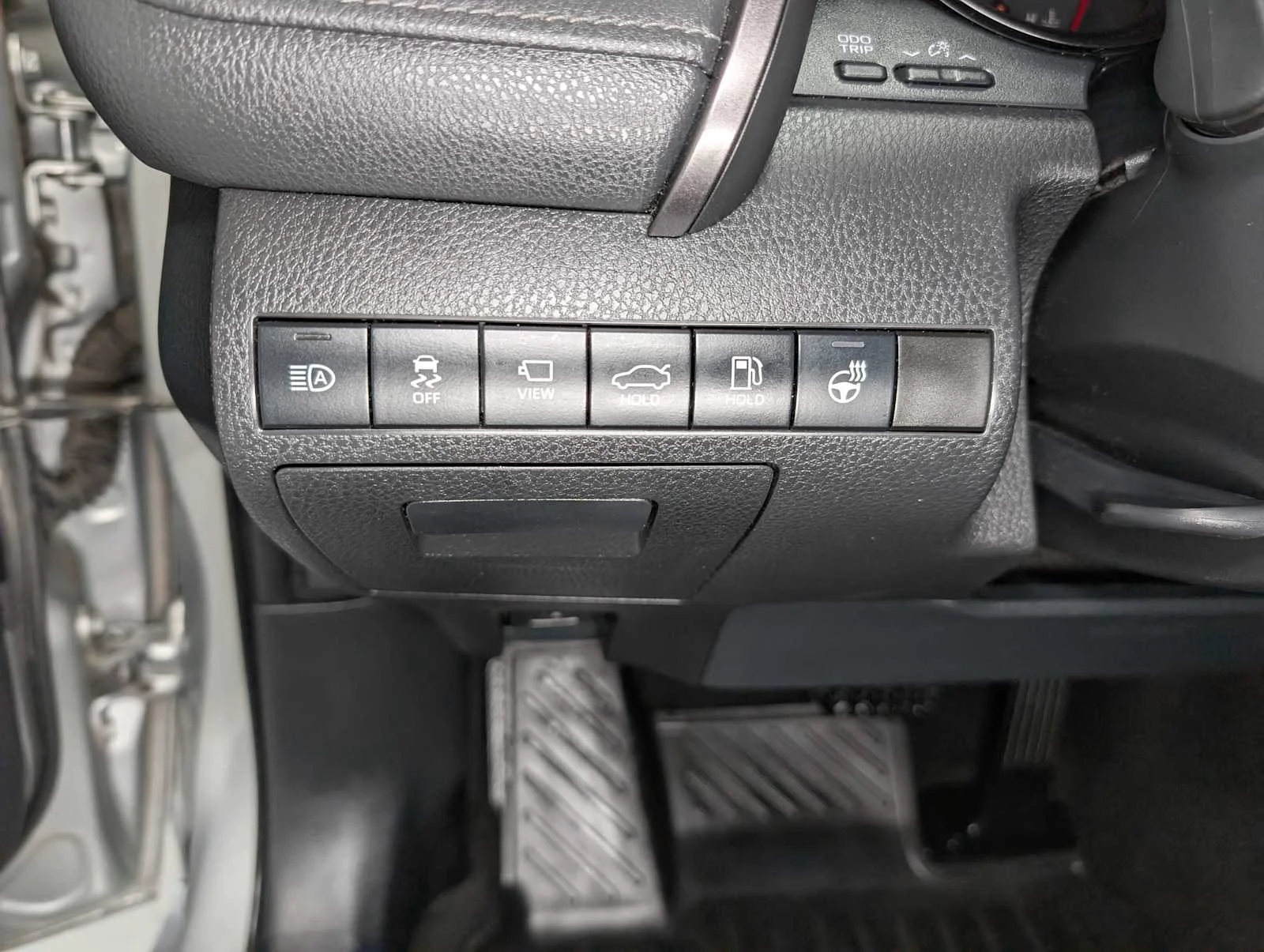Used 2022 Midnight Black Metallic Toyota XSE image 39