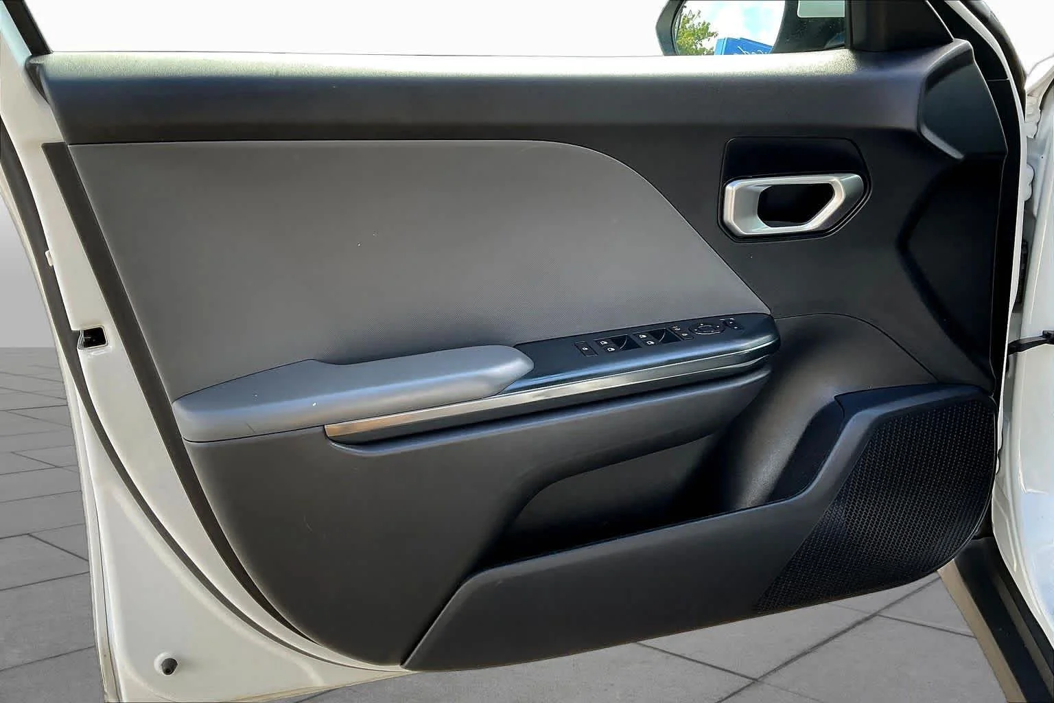 2025 Kia K4 LXS - Photo 21