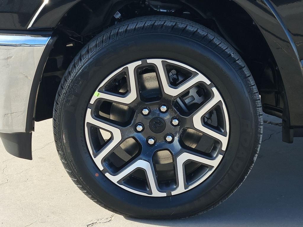 2026 RAM 1500 Laramie - Photo 9