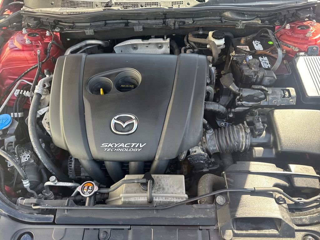 Used 2015 Red Mazda i Grand Touring image 9