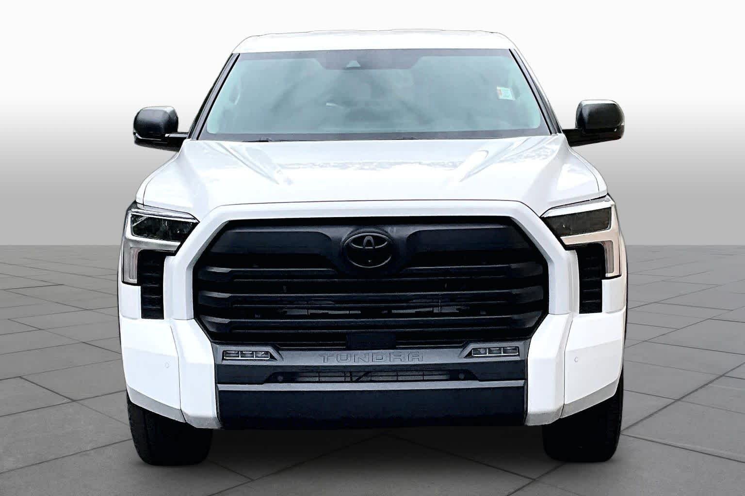 Used 2024 Ice Cap Toyota SR5 image 4