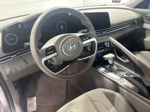 Used 2024 Beige Hyundai SEL image 13