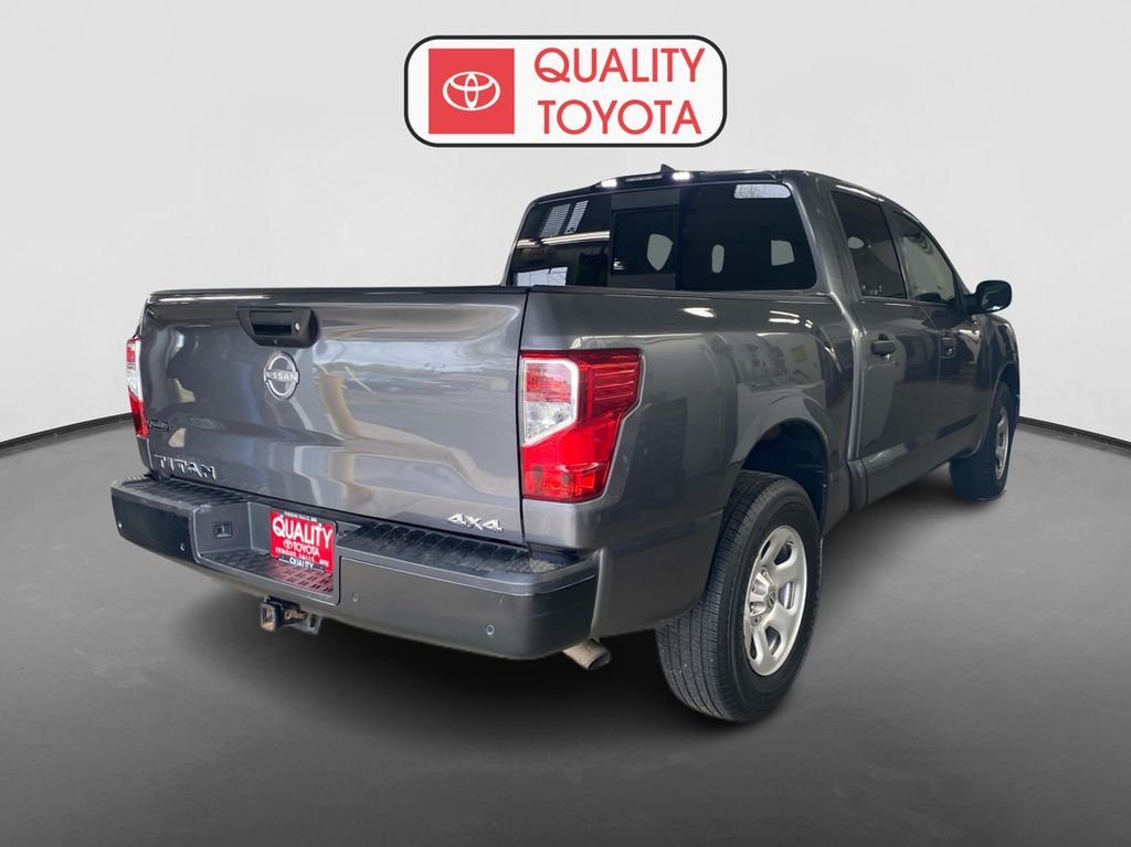 Used 2023 Gray Nissan S image 3