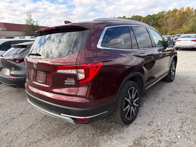 Used 2022 Red Honda Touring image 5