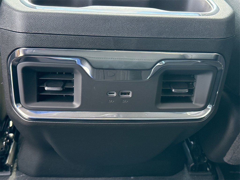 2026 GMC SIERRA - Image 30