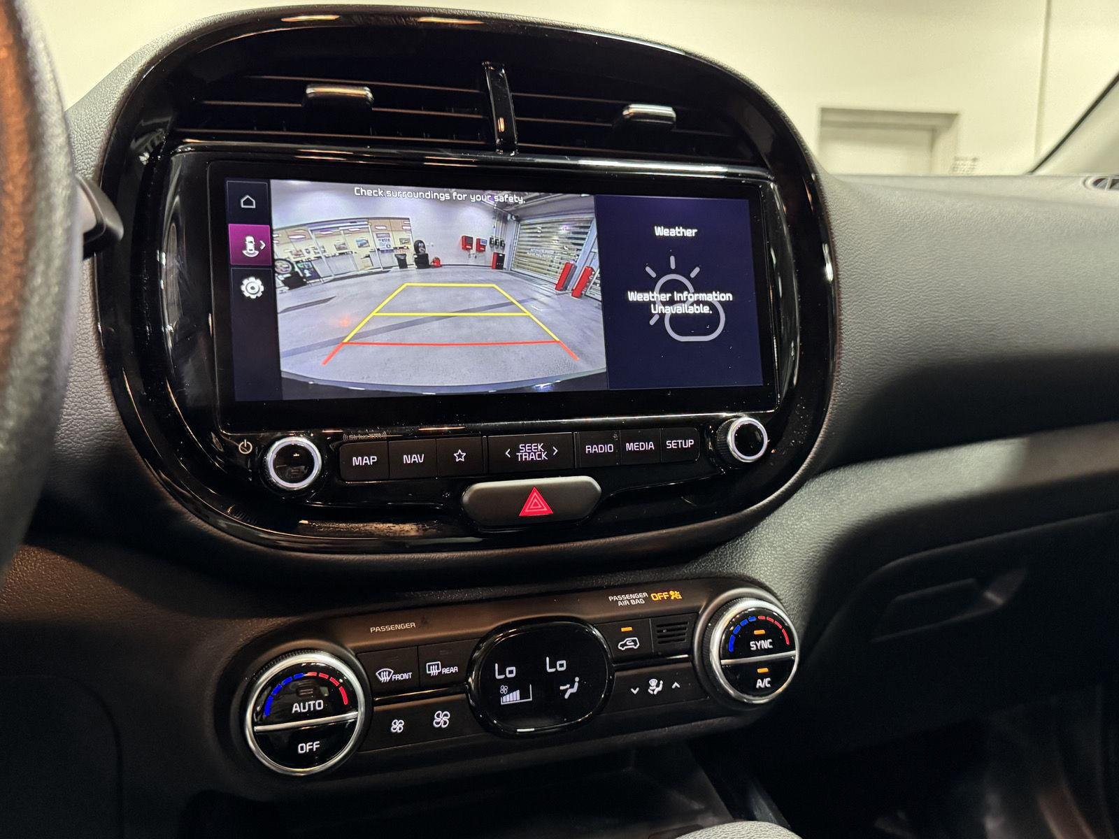 2023 Kia Soul S - Photo 33