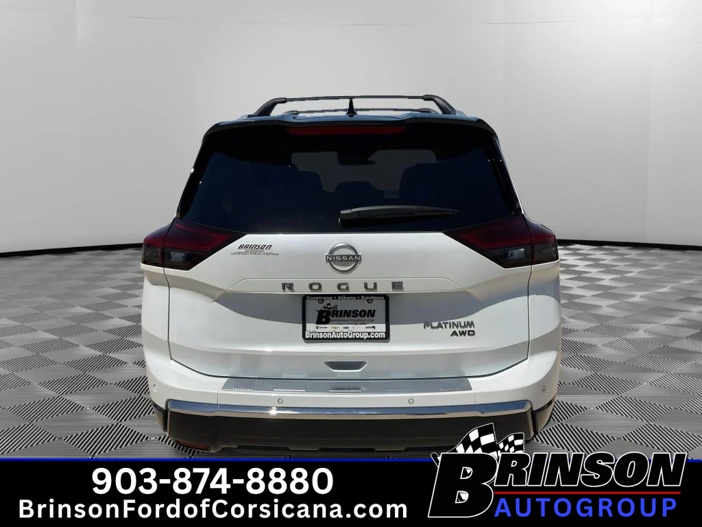 Used 2026 White / Black Nissan Platinum image 6