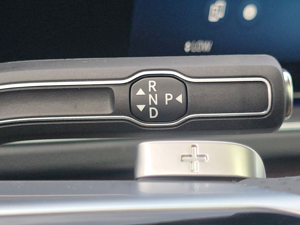 New 2026 Selenite Grey Metallic Mercedes-Benz GLS 450 image 38