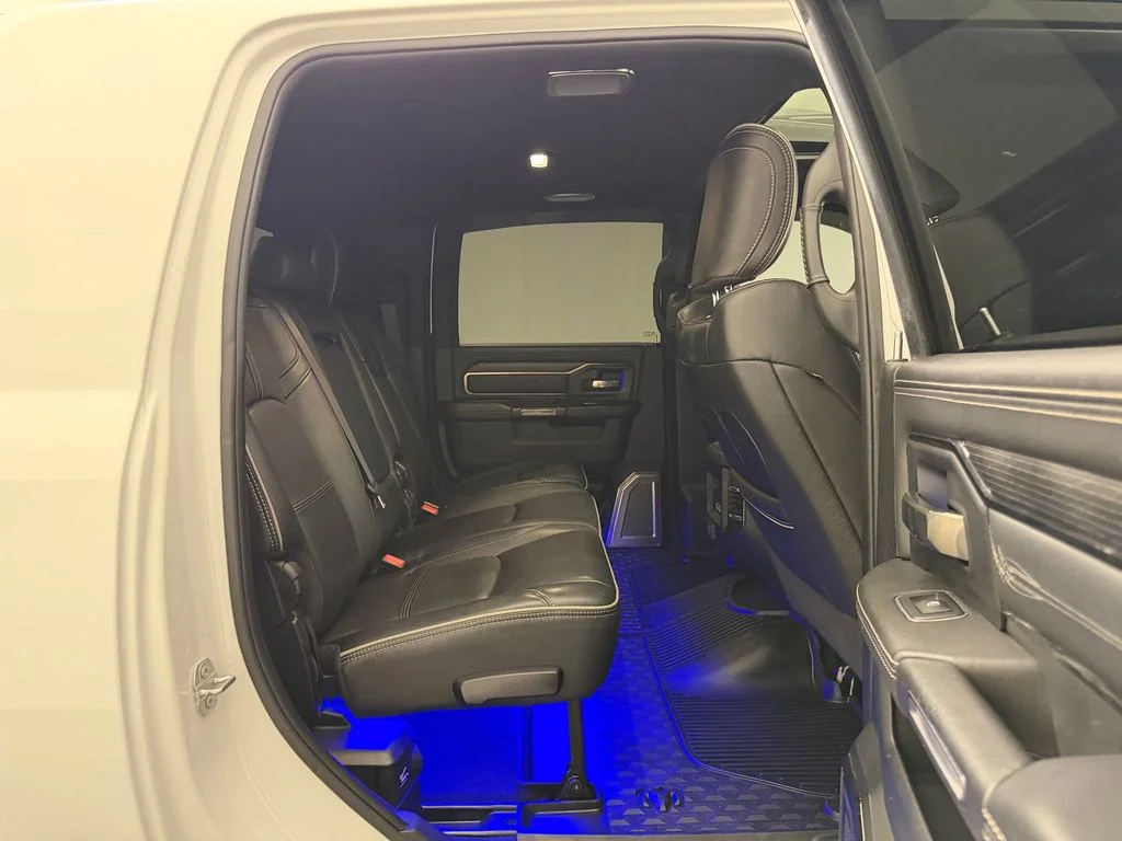 Used 2021 Bright White Clearcoat Ram Limited image 31