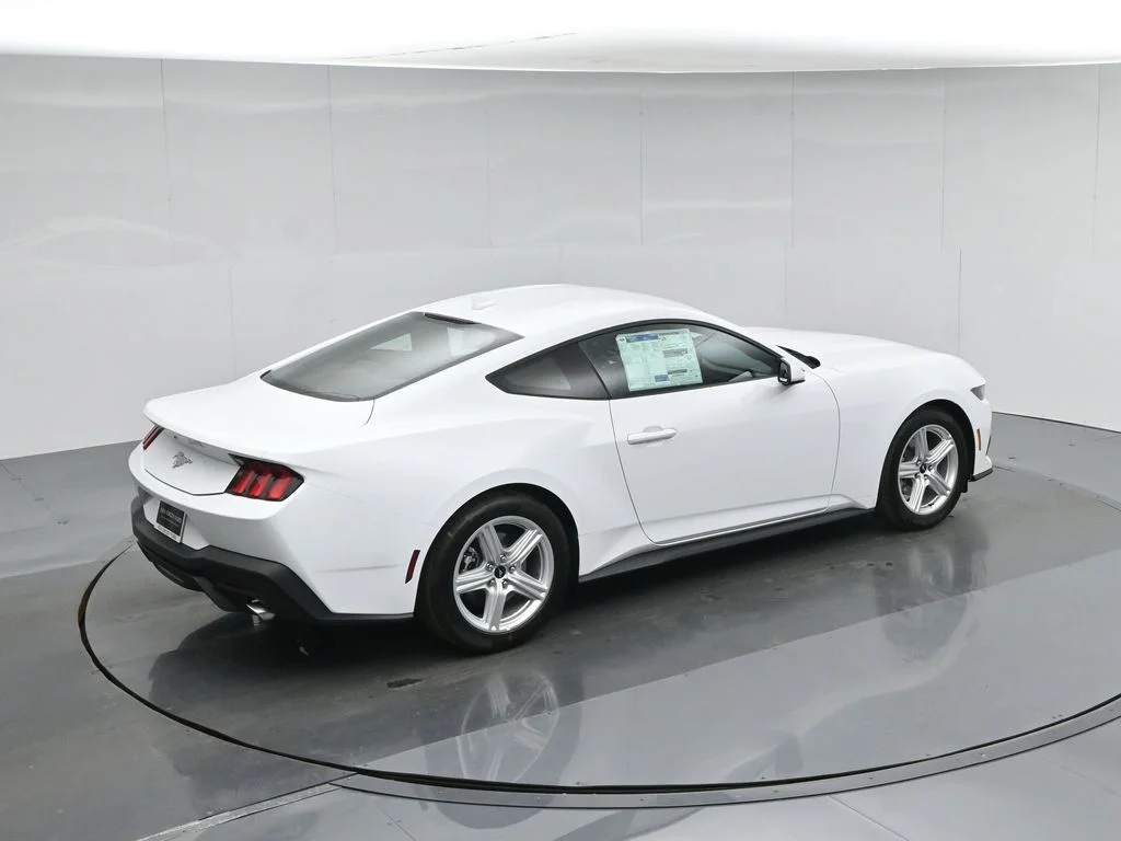 New 2026 Oxford White Ford EcoBoost image 37