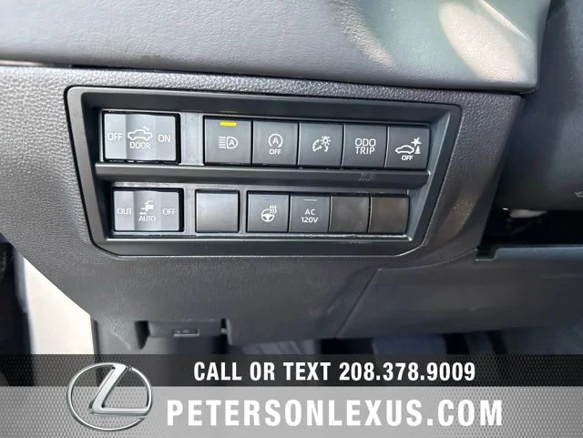 Used 2024 Silver Toyota Platinum image 18