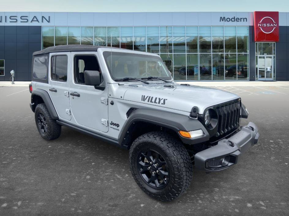 Used 2022 Silver Zynith Clearcoat Jeep Unlimited Willys image 3
