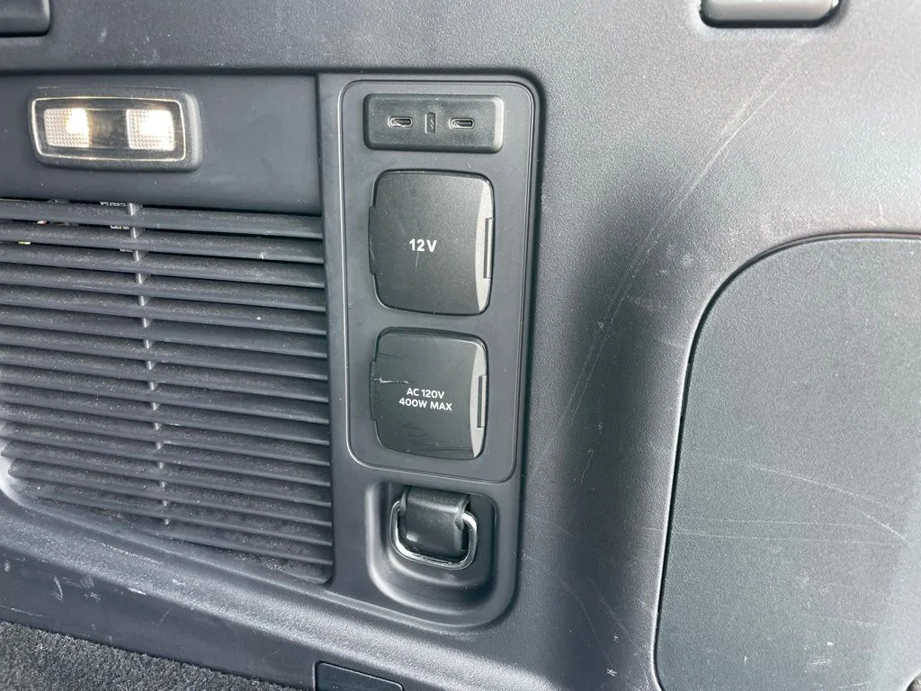 2025 Ford Expedition Platinum - Photo 44