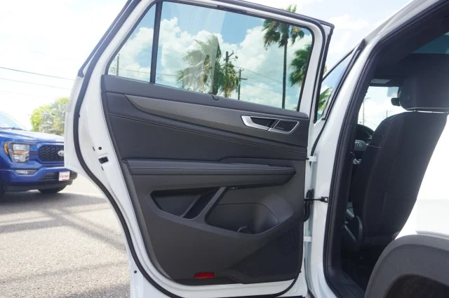 New 2026 Opal White Pearl Volkswagen 2.0T SEL Premium R-Line image 22