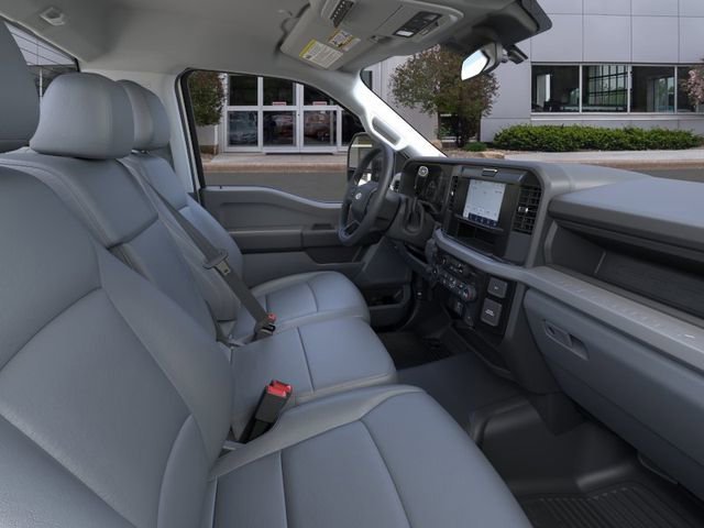 2025 Ford F-600 Super Duty Chassis Cab XL - Photo 11