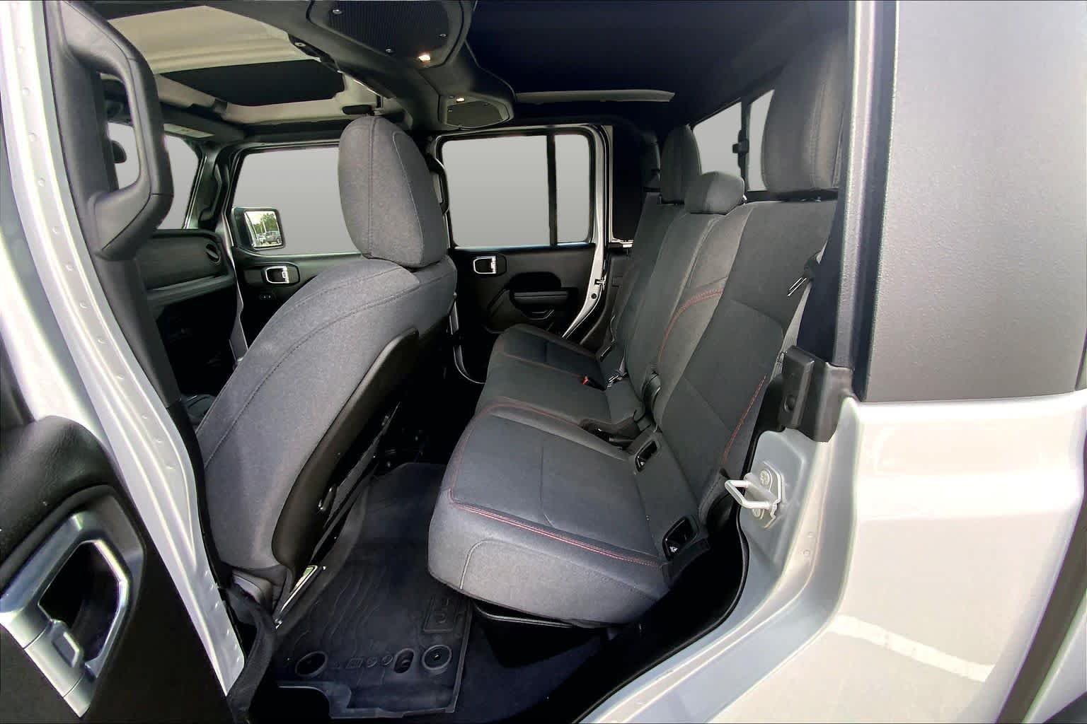 Used 2008 Silver Birch Metallic Chevrolet Work Truck image 18