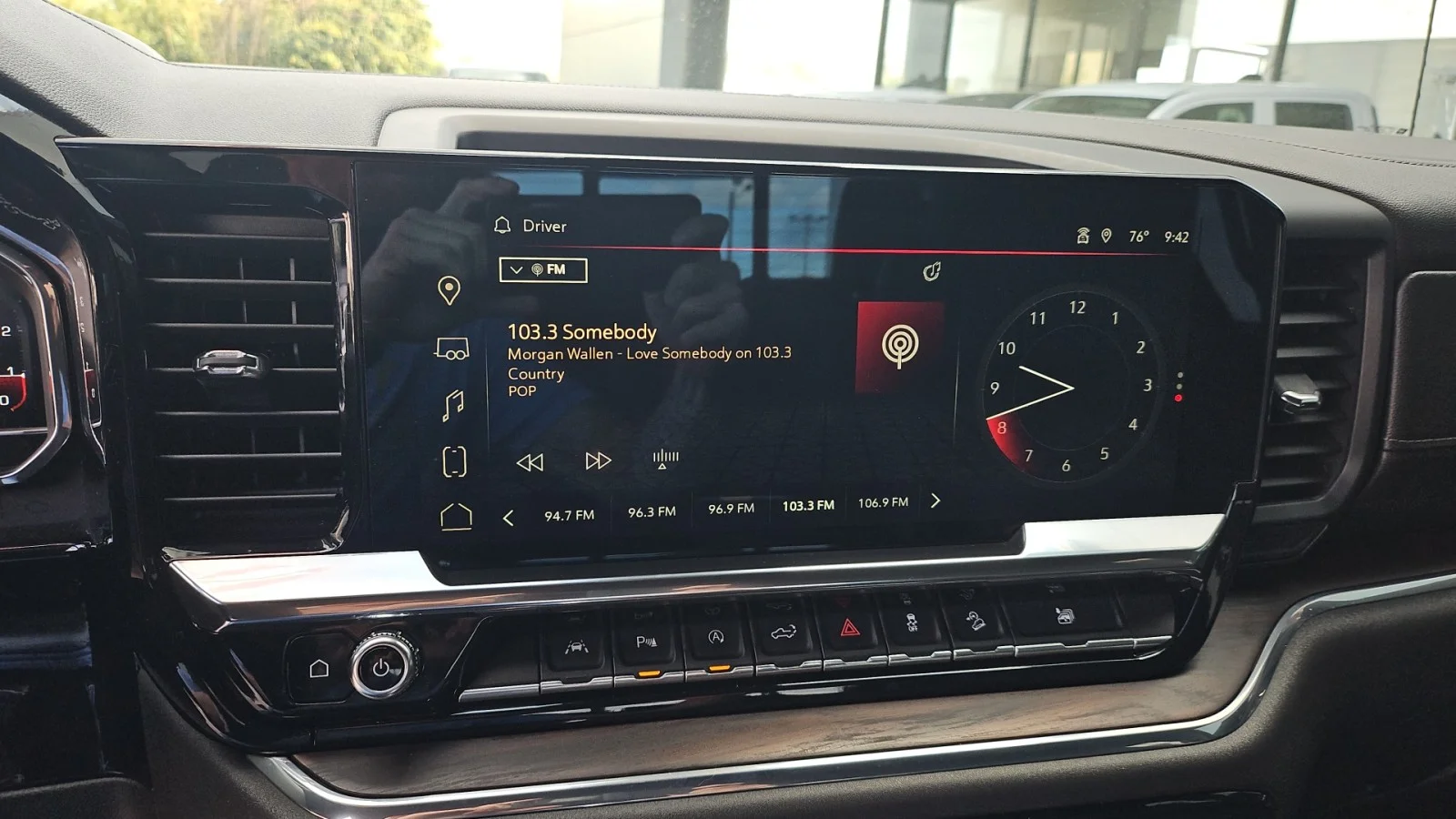 Used 2024 Black GMC SLT image 21