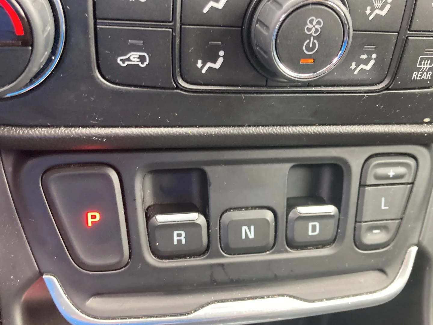 Used 2021 Summit White GMC SLT image 21