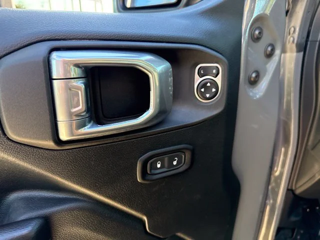 Used 2021 Gray Jeep Unlimited Sport S image 16