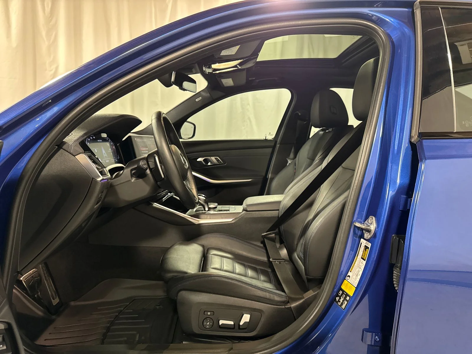 Used 2021 Blue Metallic BMW M340i xDrive image 3