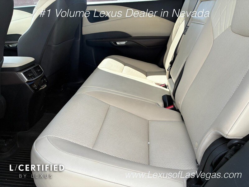 Certified Used 2024 White Pearl Lexus 350 Premium image 4