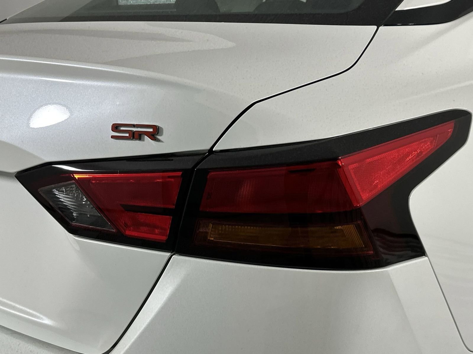 2025 Nissan Altima SR - Photo 26