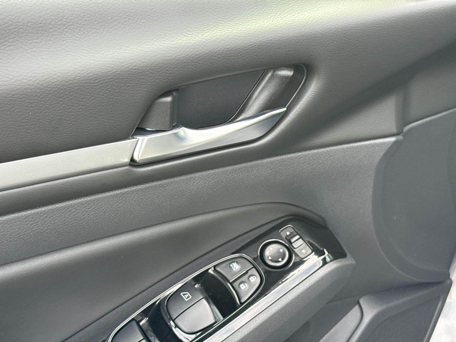2023 Nissan Altima SV - Photo 22