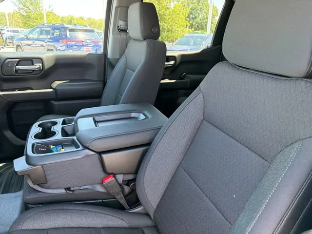2026 GMC Sierra 1500 Pro - Photo 18