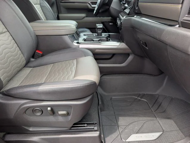 2024 Chevrolet Silverado 1500 ZR2 - Photo 27