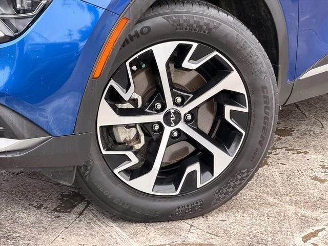 Used 2025 Blue Kia EX image 31