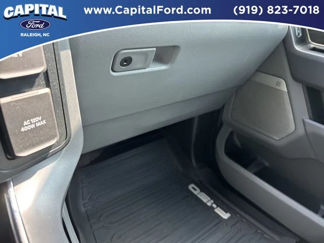 Used 2025 Blue Ford Lariat image 28