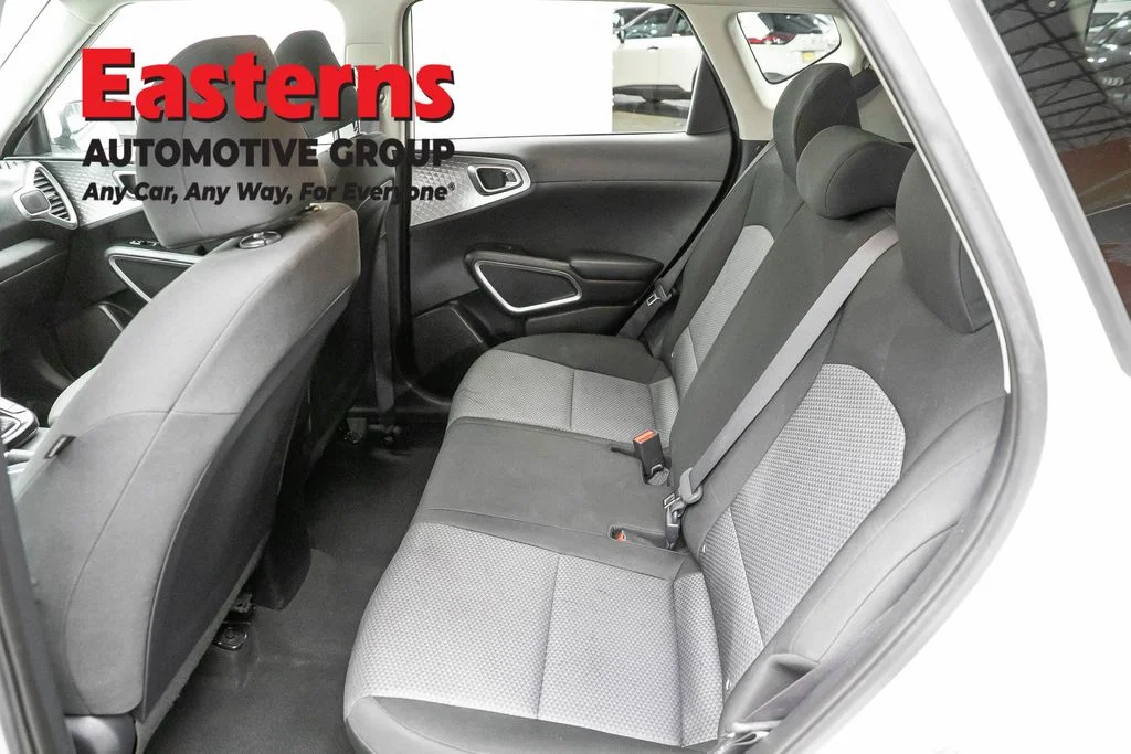 Used 2023 White Kia LX image 21
