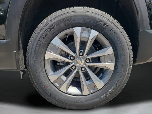 New 2026 Mosaic Black Metallic Chevrolet LT image 32